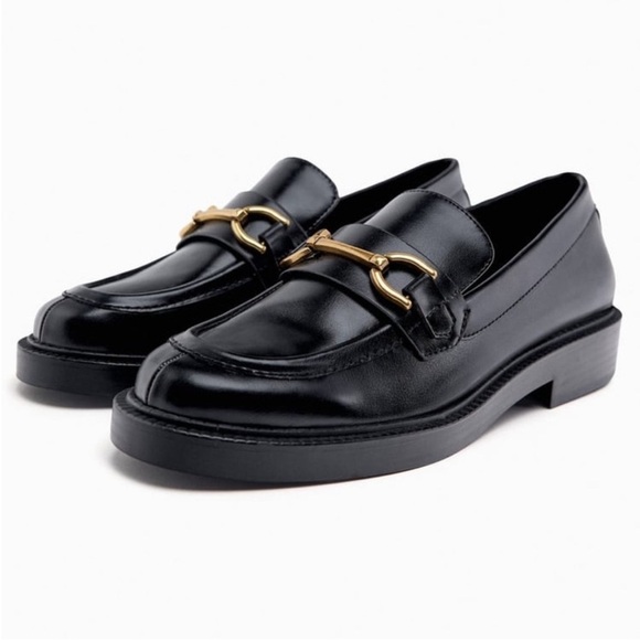 Zara Black Flat Shoes Loafers With Gold Buckles EU38 US7.5 Slip On Chunky Retro - Picture 1 of 13